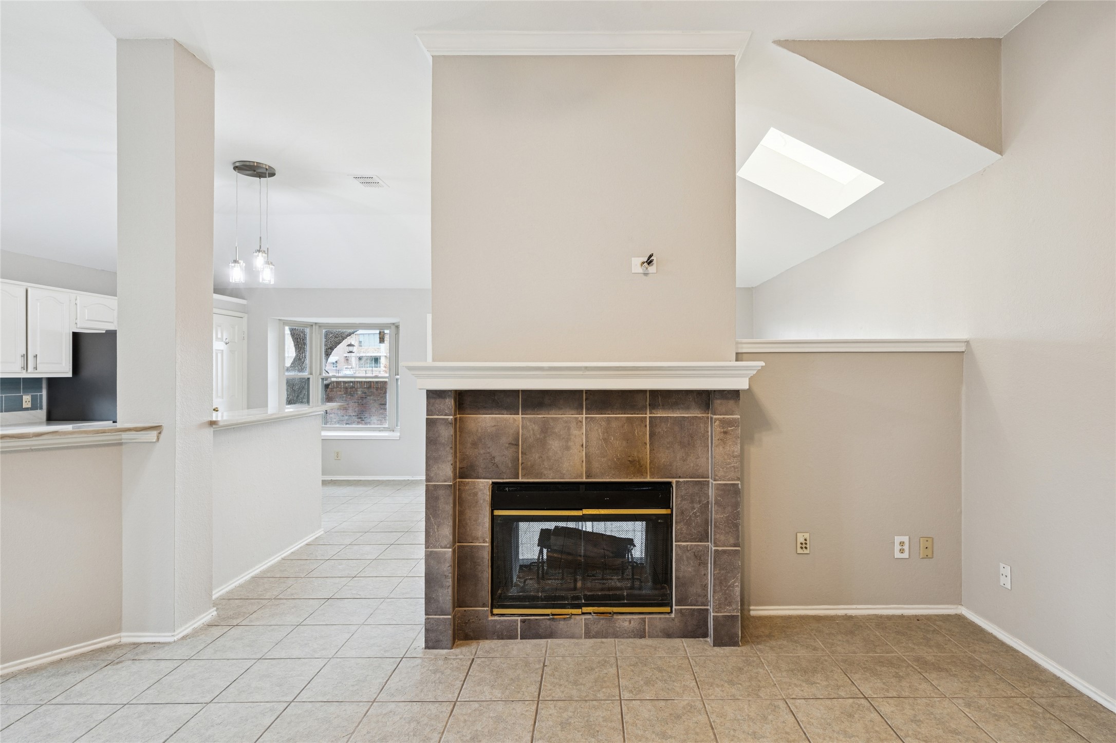 356 Arbor Court Euless TX 76039