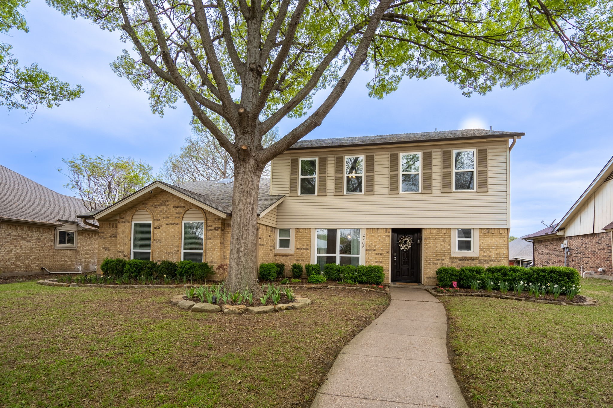2706 Stoneridge Drive Garland TX 75044