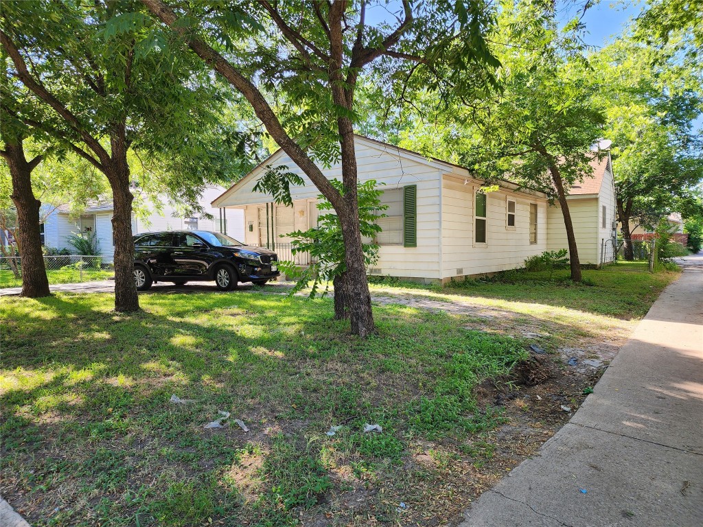 8727 Eldon Drive Dallas TX 75217