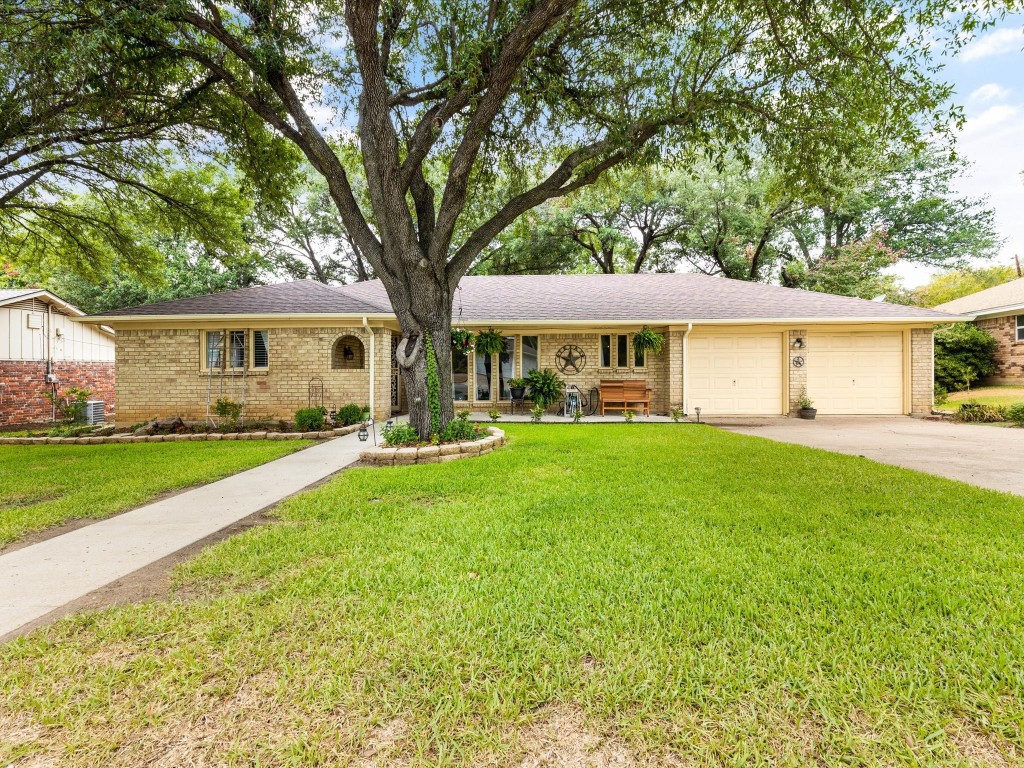 1962 Muse Street Fort Worth TX 76112