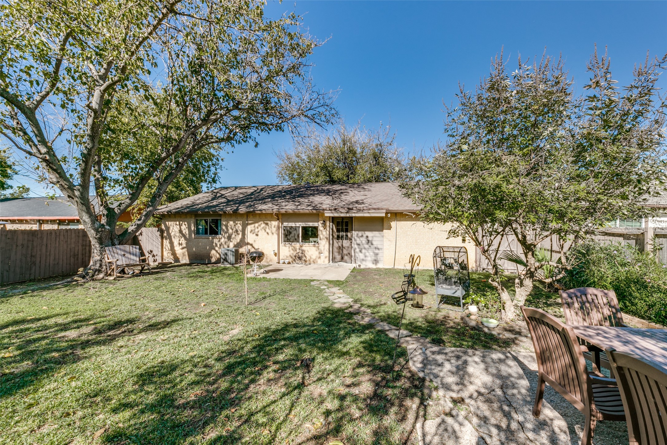 1808 Overglen Drive Plano TX 75074