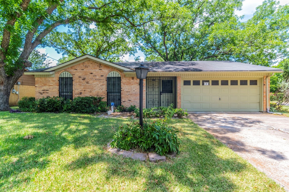 2201 Avenue C Grand Prairie TX 75051