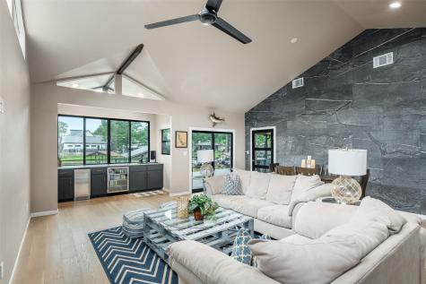 1813 Scenic Drive Tool TX 75143