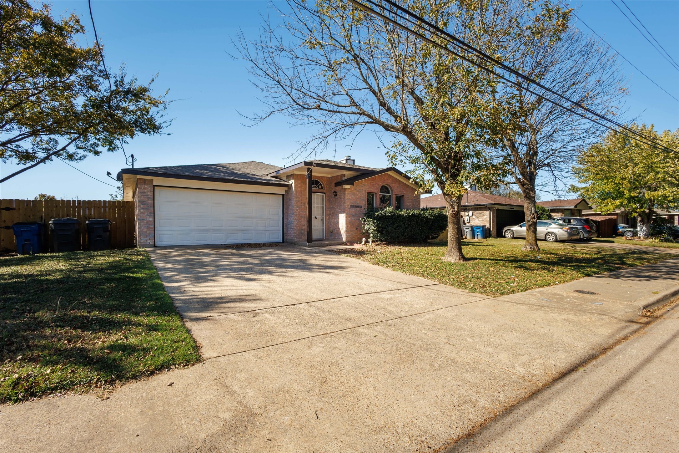 2135 Vine Lane Dallas TX 75217