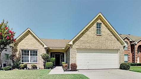 5102 Clarksburg Court Arlington TX 76017