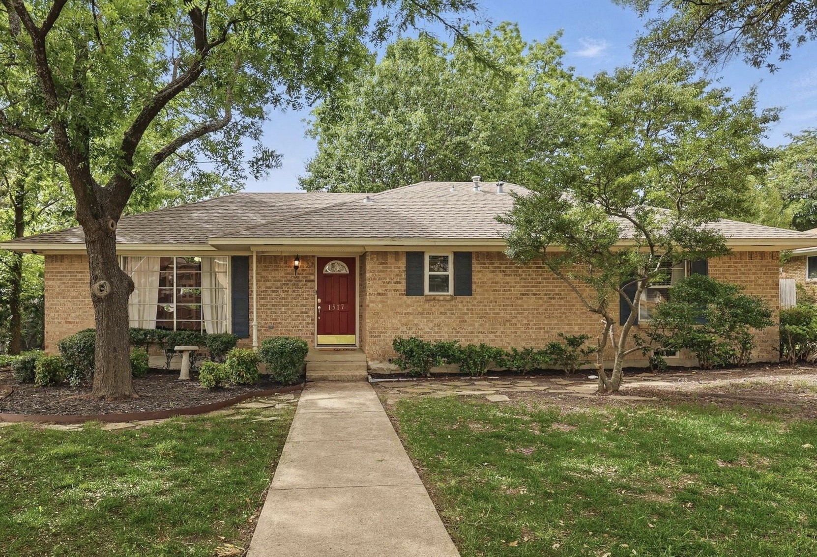 1517 Dakota Drive Garland TX 75043