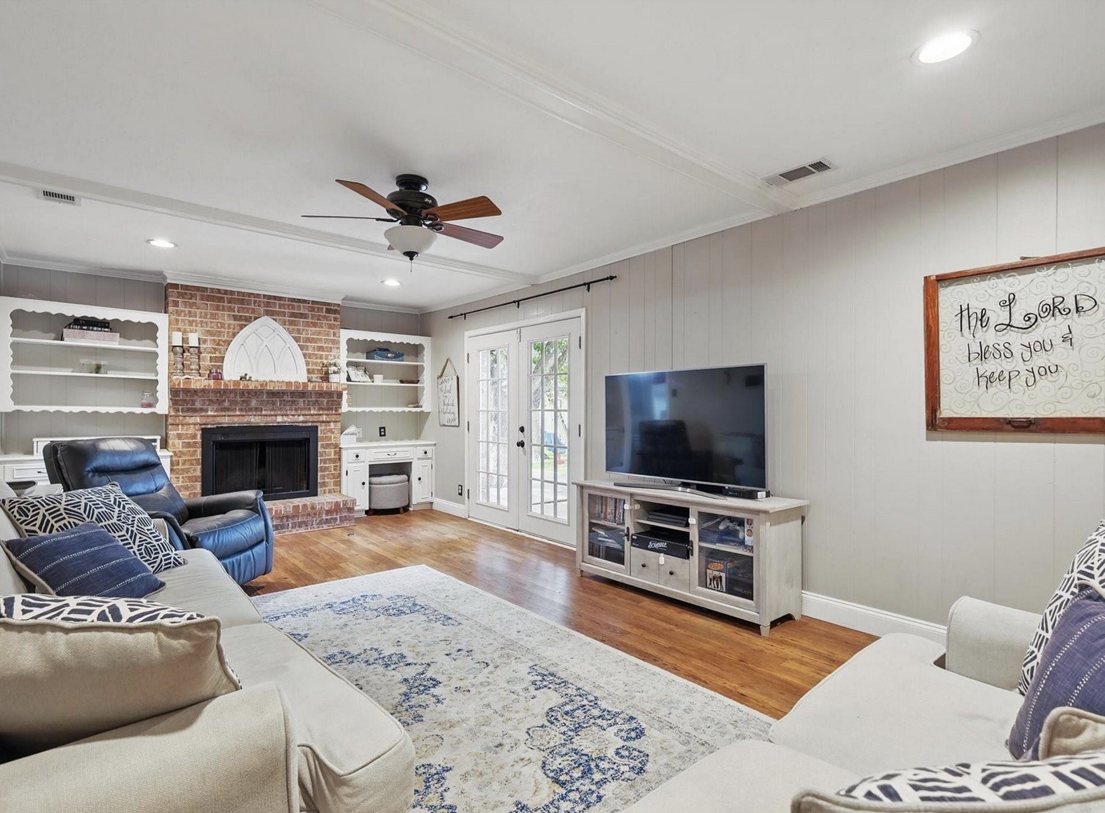 1517 Dakota Drive Garland TX 75043