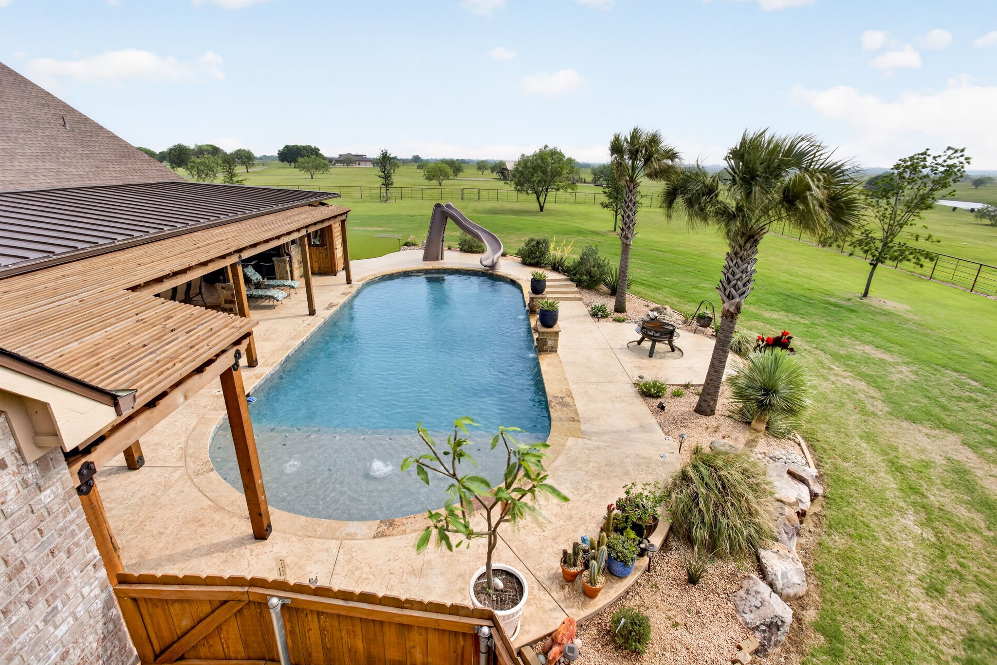 501 Alsdorf Road Ennis TX 75119