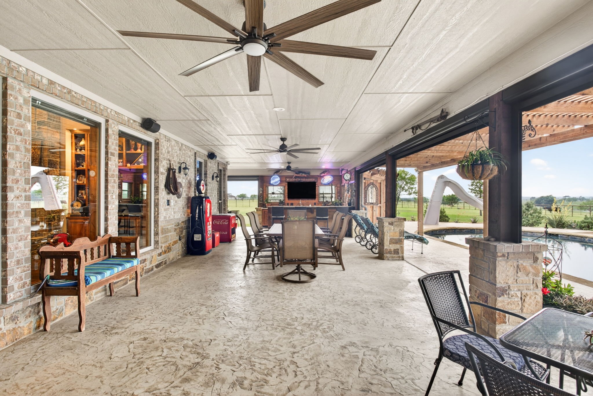 501 Alsdorf Road Ennis TX 75119