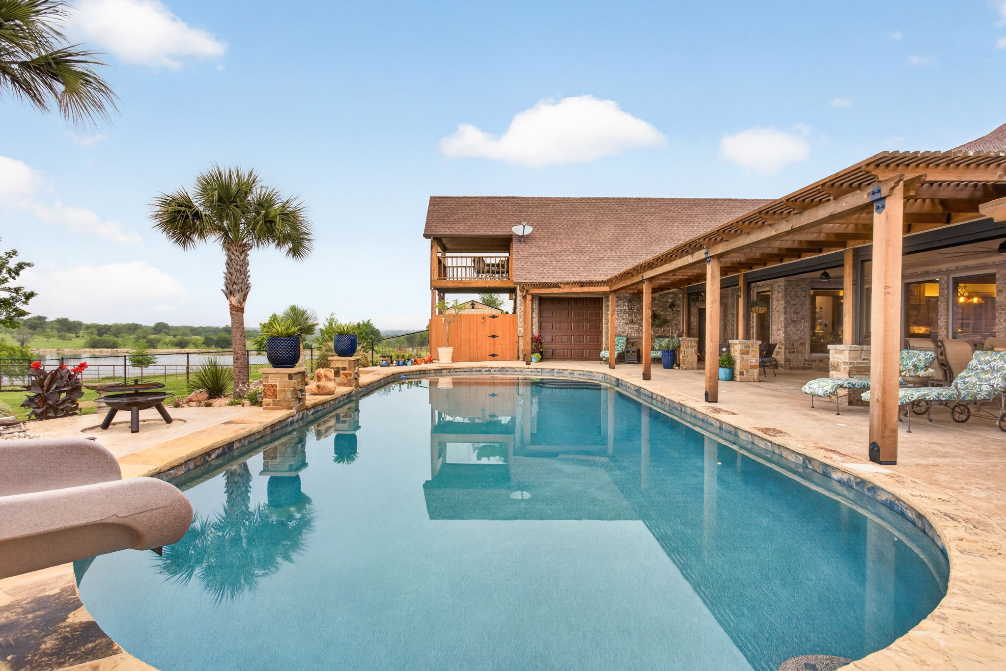 501 Alsdorf Road Ennis TX 75119