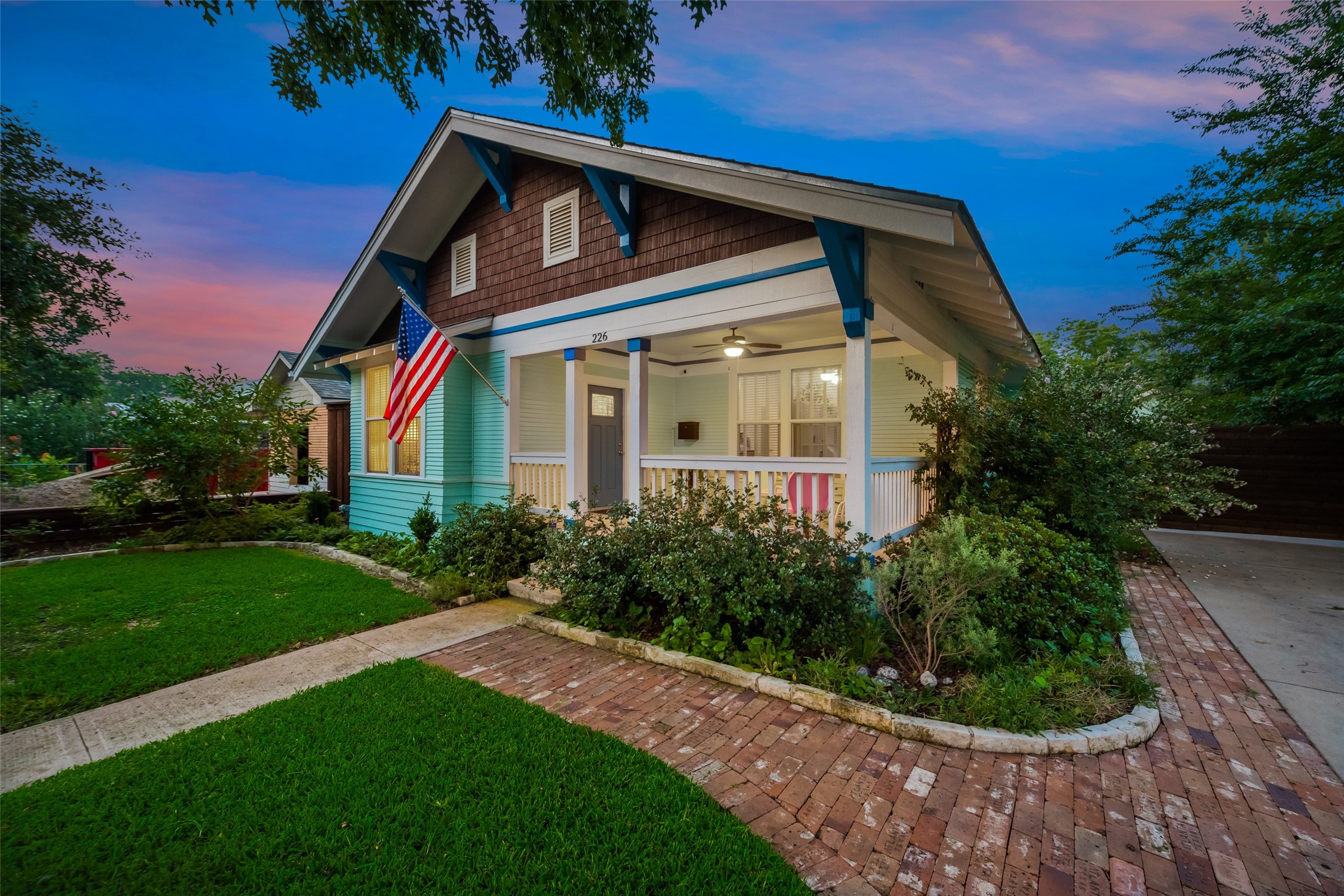 226 S Waverly Drive Dallas TX 75208