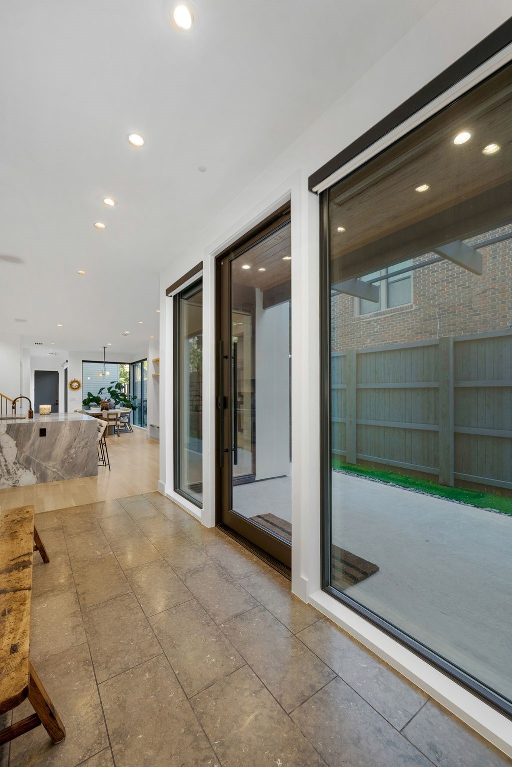 4214 Hawthorne Avenue Dallas TX 75219
