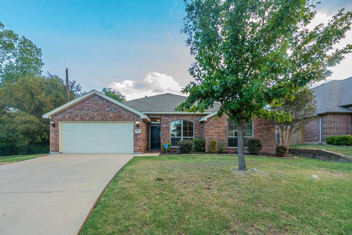 10951 Castle Oak Lane Fort Worth TX 76108