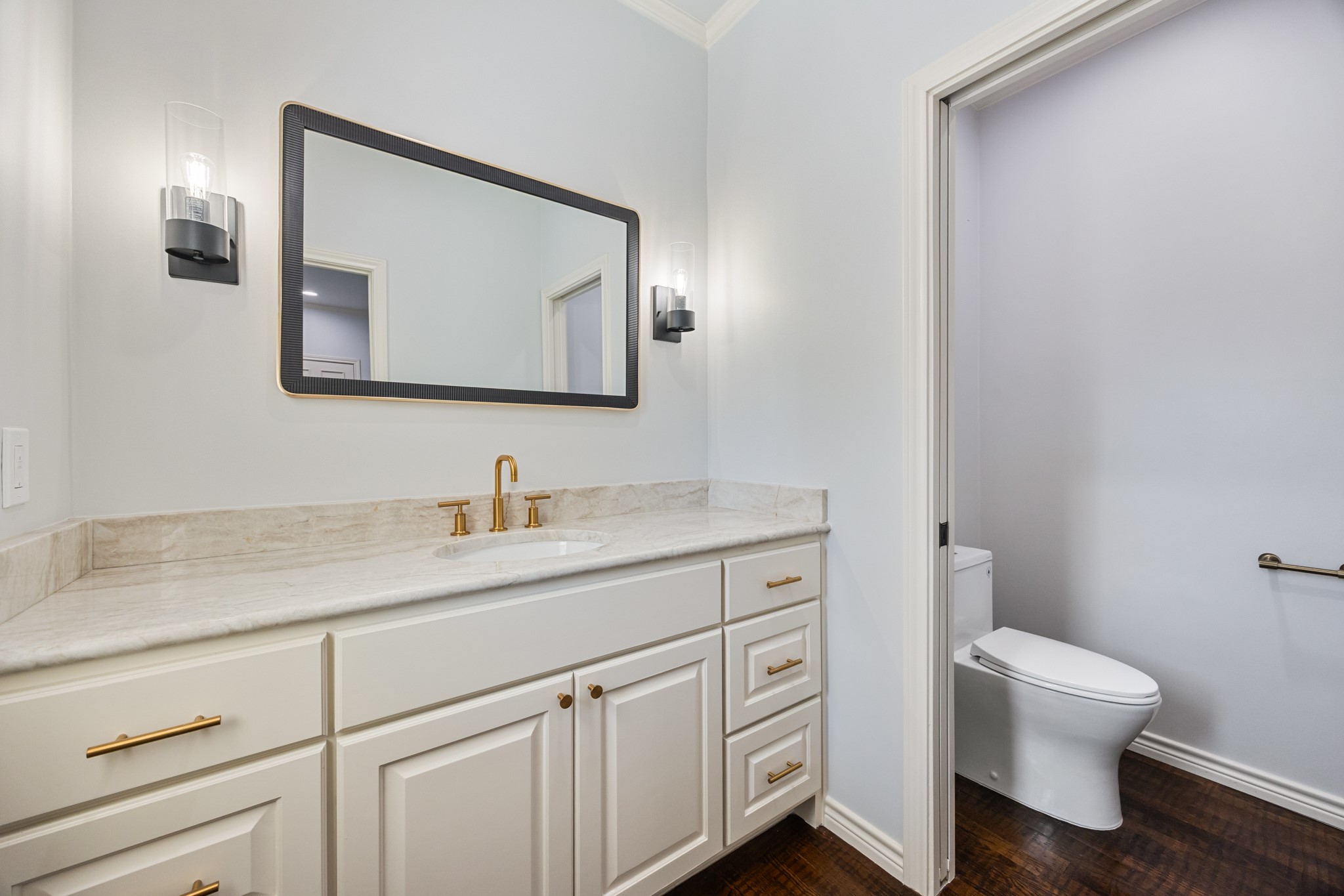 11104 Manorview Circle Dallas TX 75228