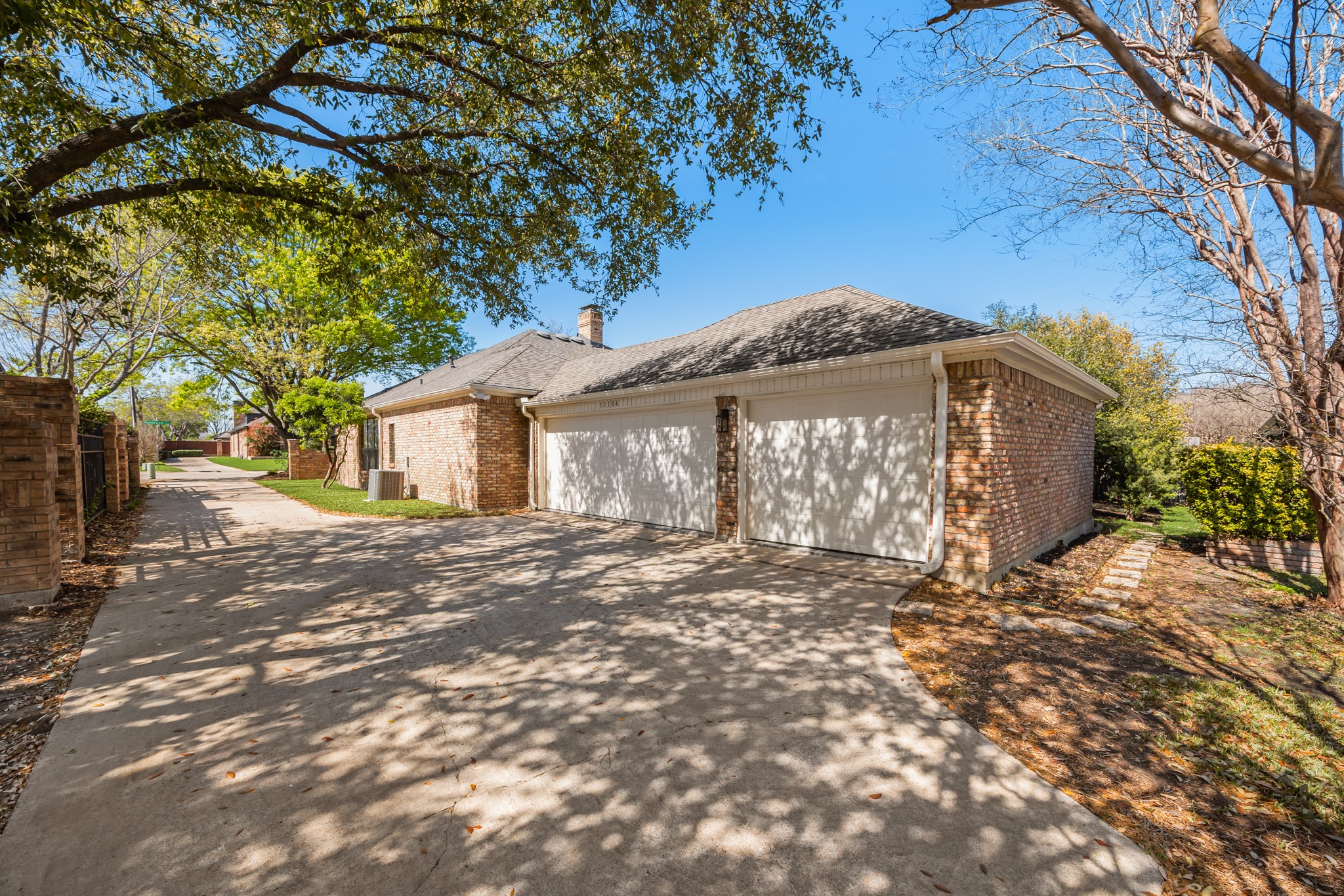 11104 Manorview Circle Dallas TX 75228