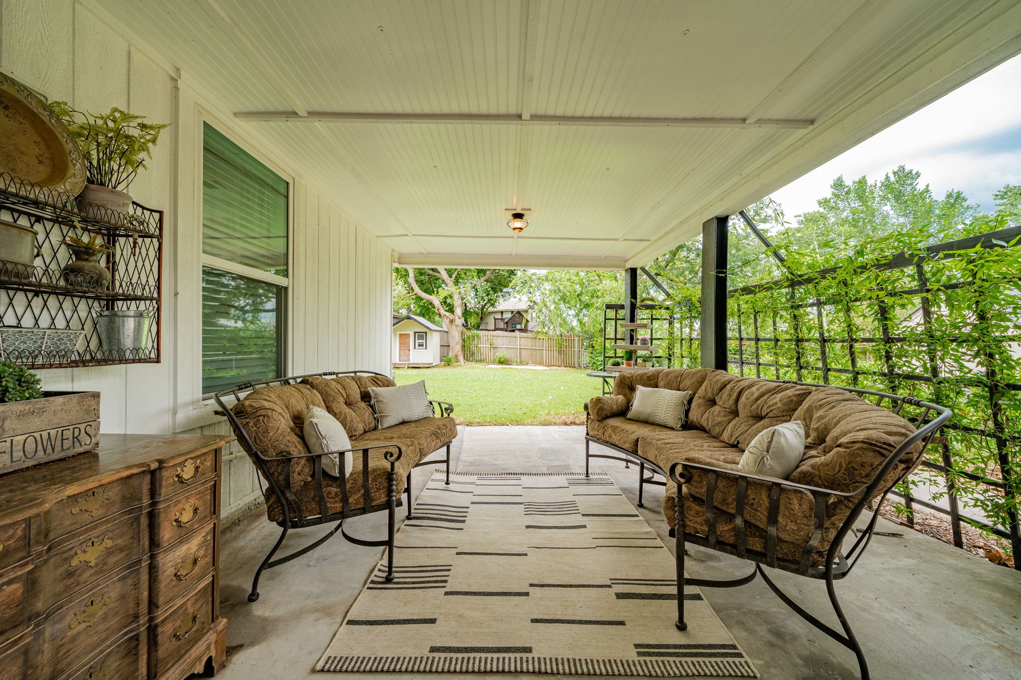 2532 Steven Drive Denison TX 75020
