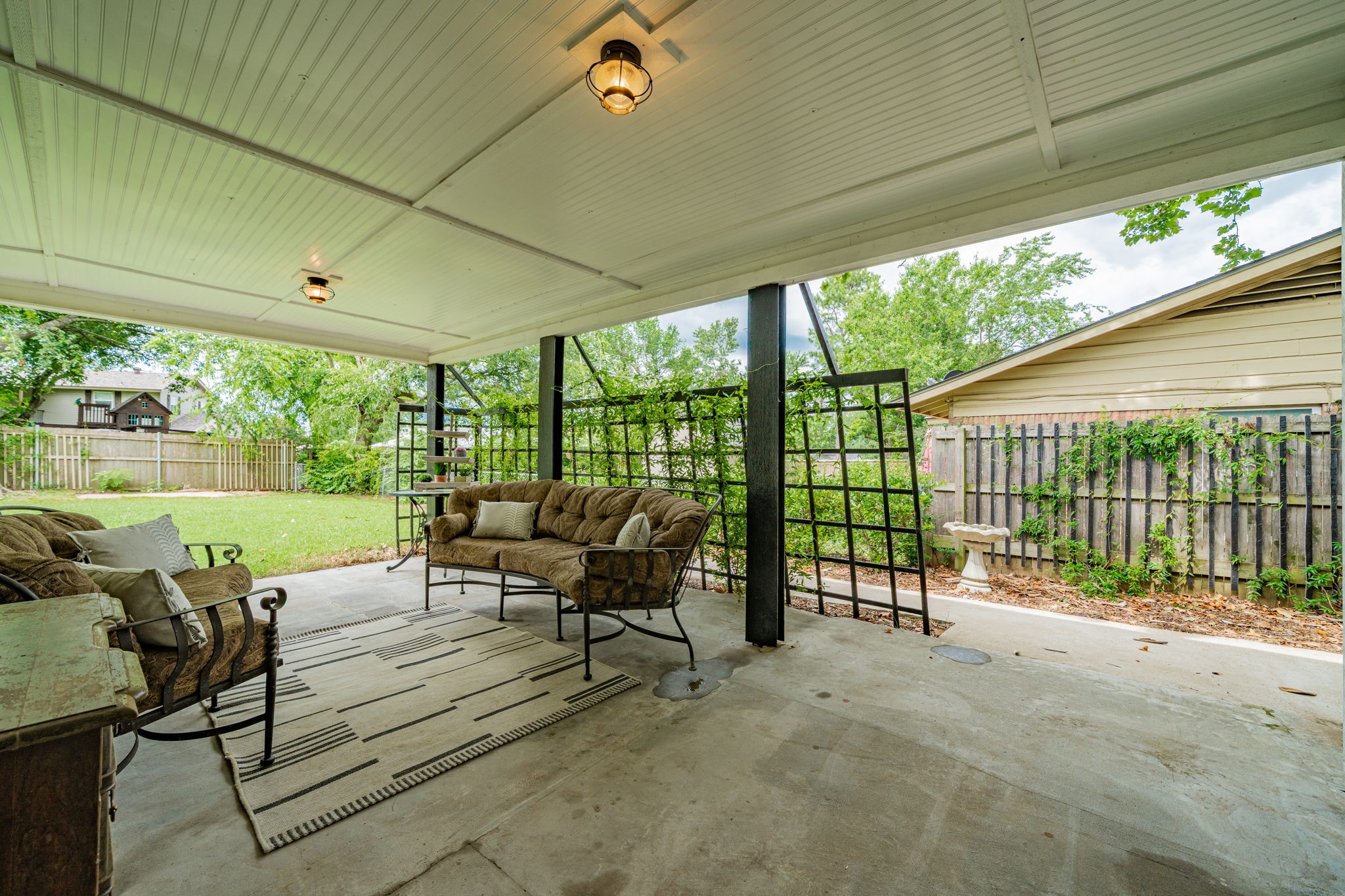 2532 Steven Drive Denison TX 75020