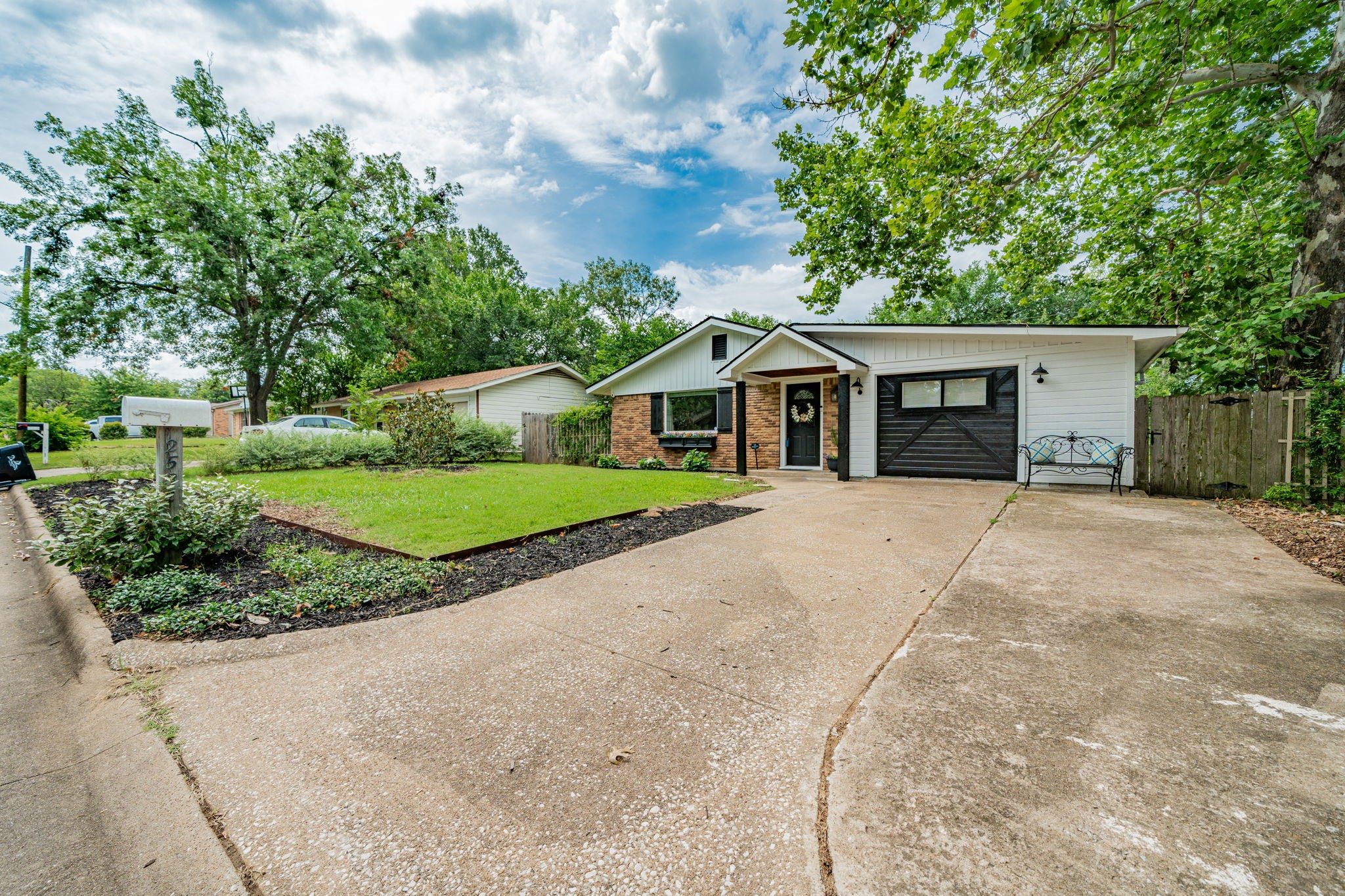 2532 Steven Drive Denison TX 75020