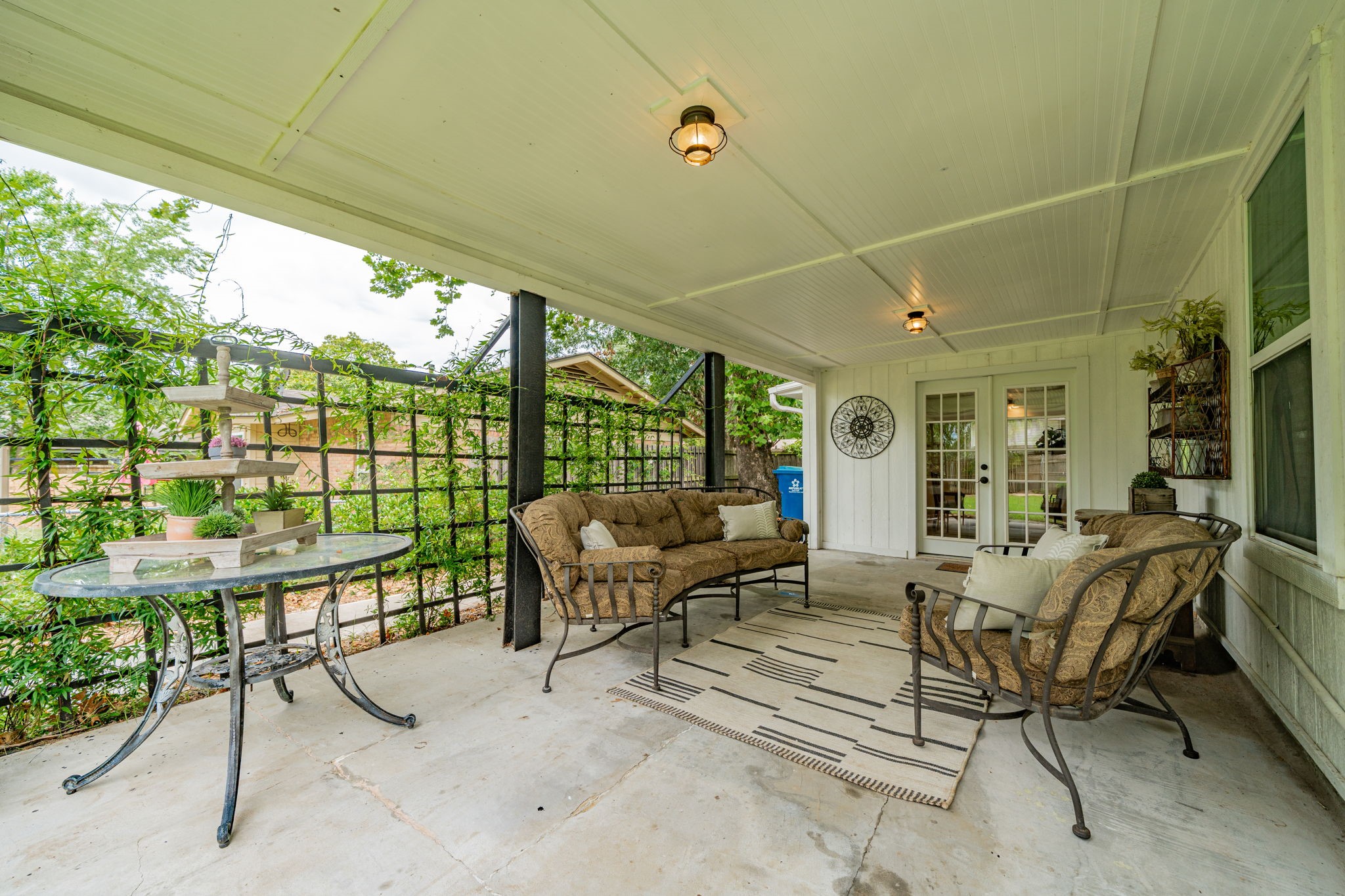 2532 Steven Drive Denison TX 75020