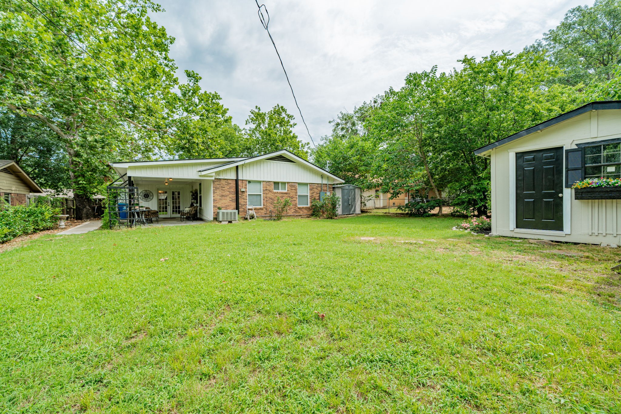 2532 Steven Drive Denison TX 75020