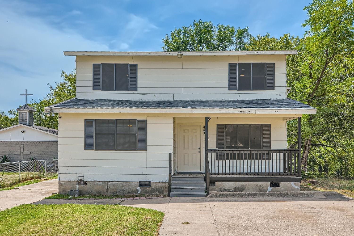 306 Lakey Road Seagoville TX 75159
