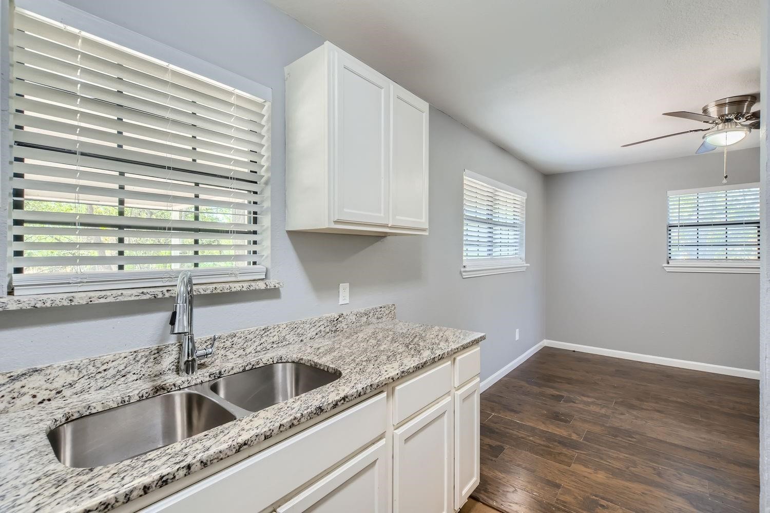 306 Lakey Road Seagoville TX 75159