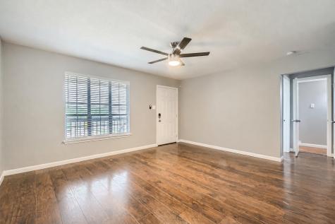 306 Lakey Road Seagoville TX 75159