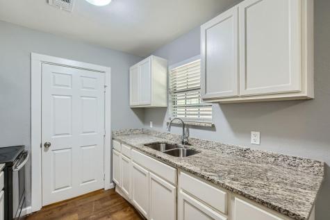 306 Lakey Road Seagoville TX 75159