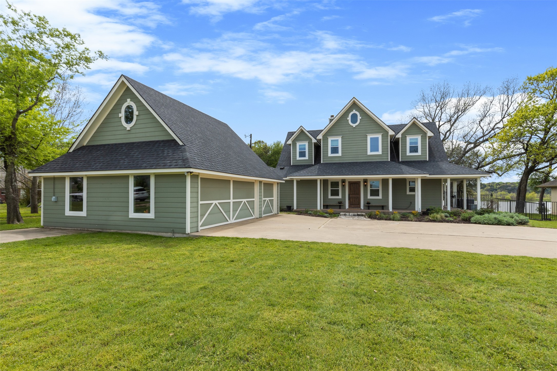 2208 Randy Court Granbury TX 76049