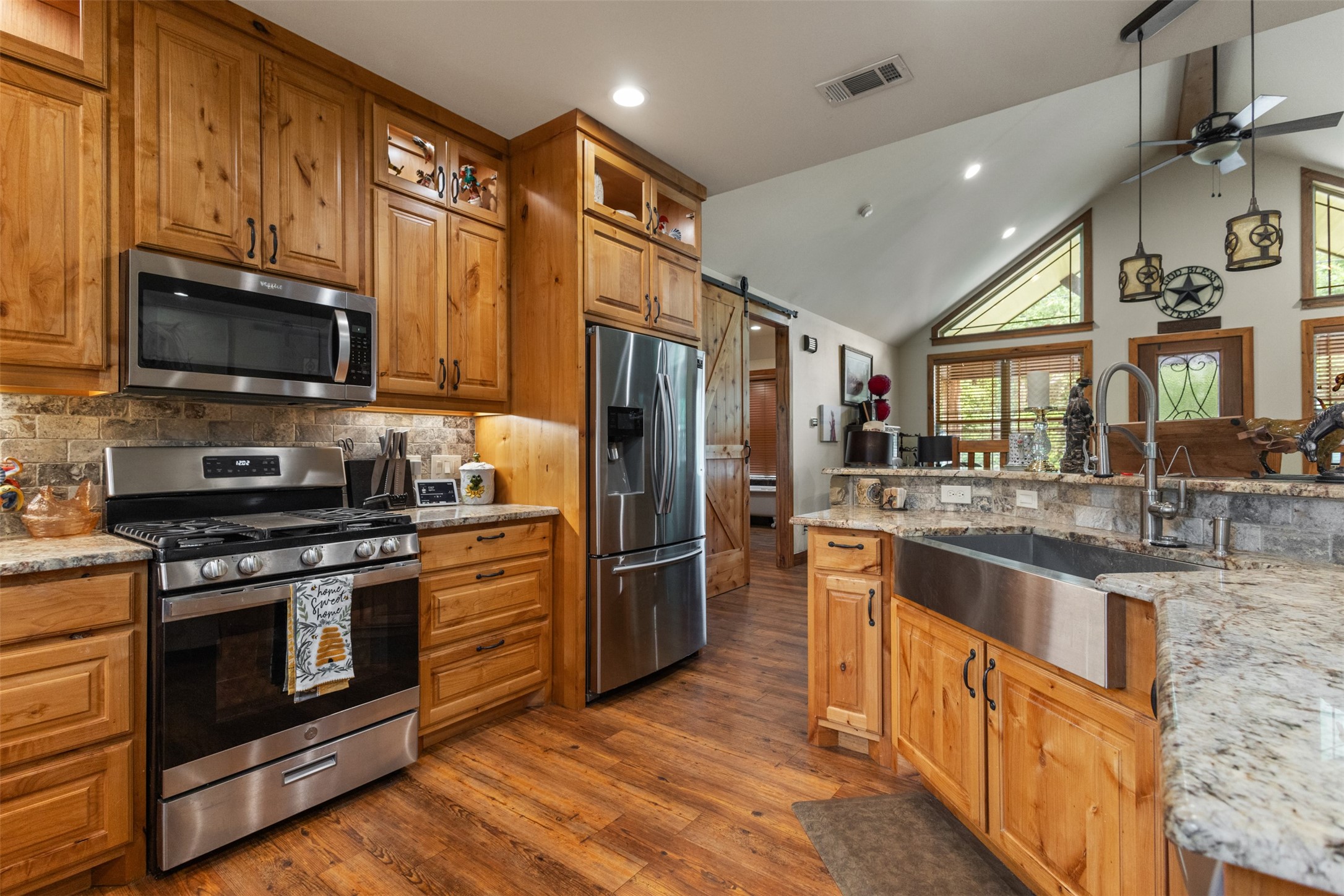 307 Beachside Drive Trinidad TX 75163