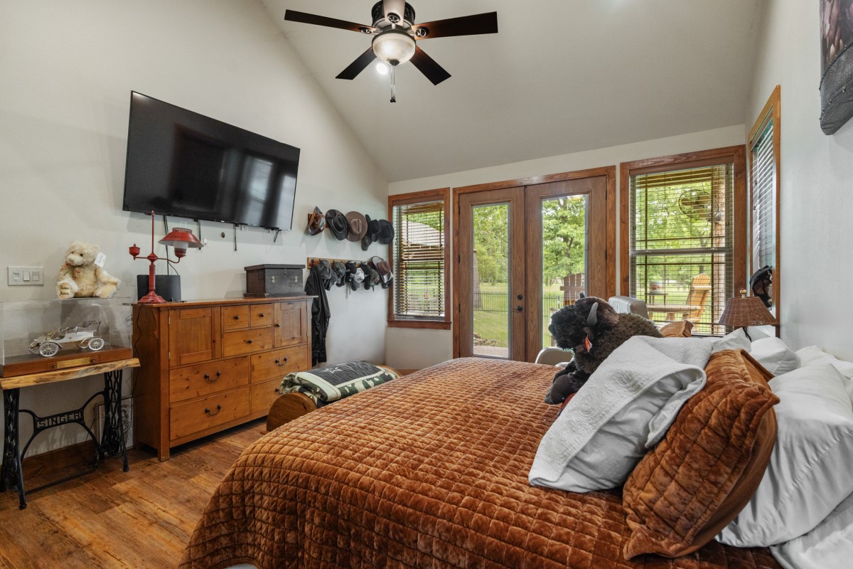 307 Beachside Drive Trinidad TX 75163
