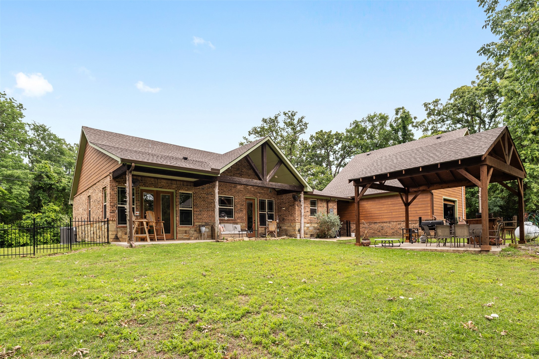 307 Beachside Drive Trinidad TX 75163