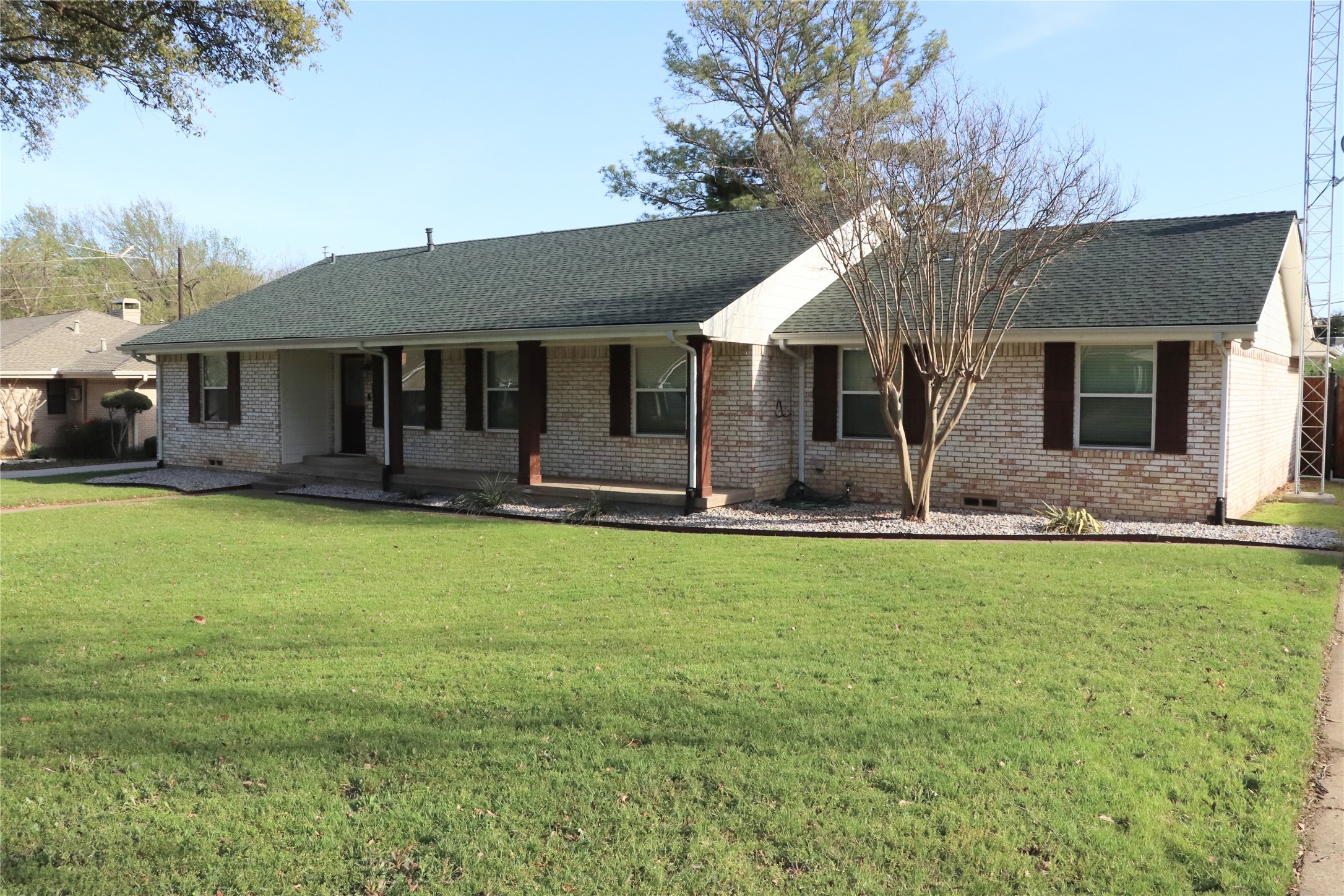 2318 Hill N Dale Drive Irving TX 75038