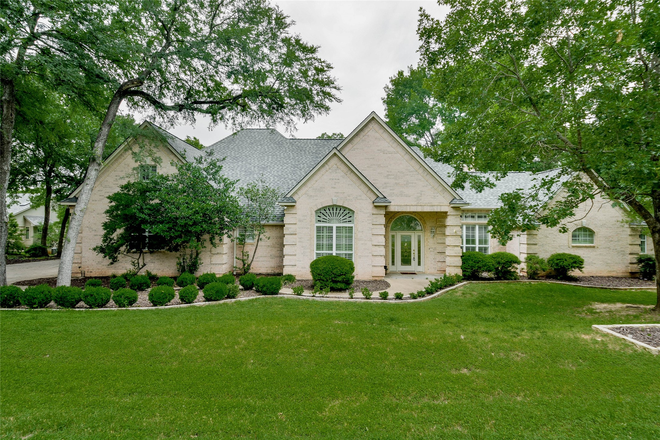 7712 Ravenswood Road Granbury TX 76049