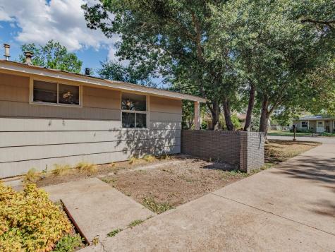 311 Miami Street Coleman TX 76834