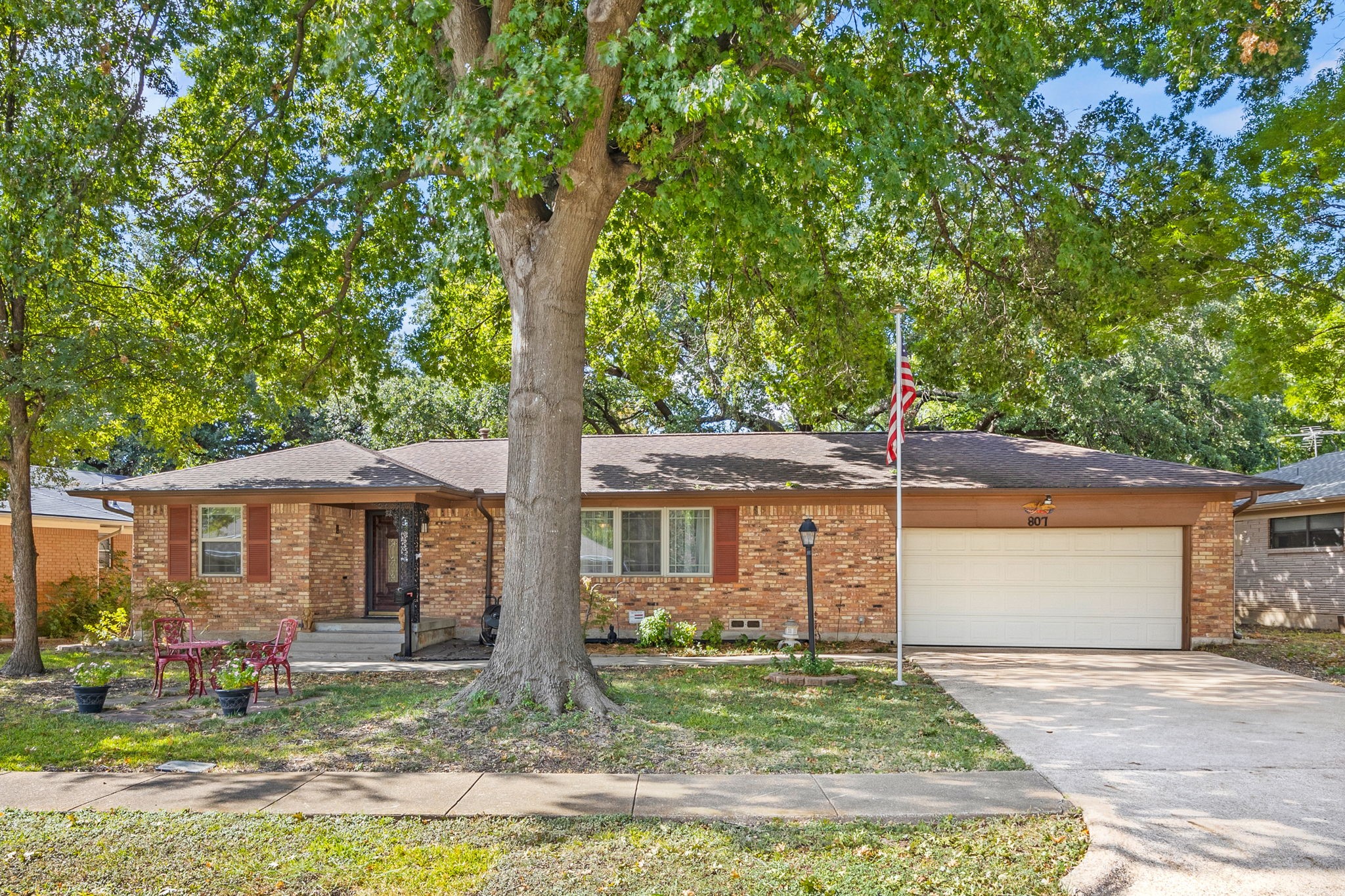 807 Inwood Drive Mckinney TX 75069