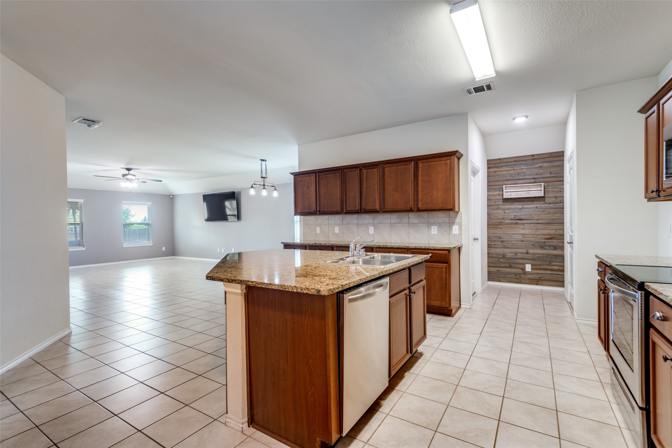 1060 Sadie Street Forney TX 75126