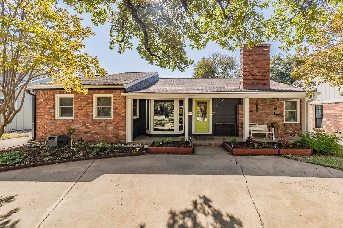 2220 Marigold Avenue Fort Worth TX 76111