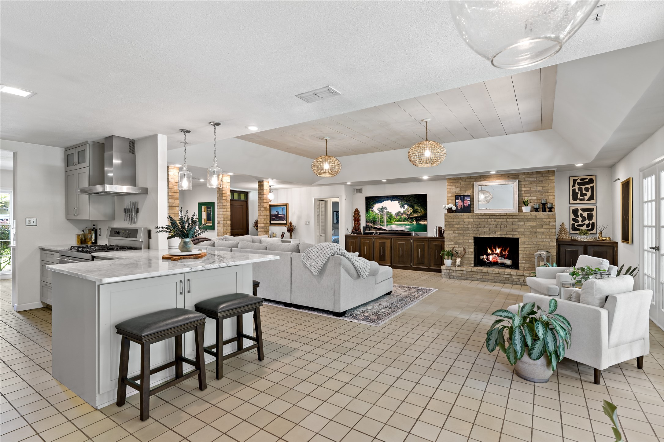 670 SE 31st Street Paris TX 75460