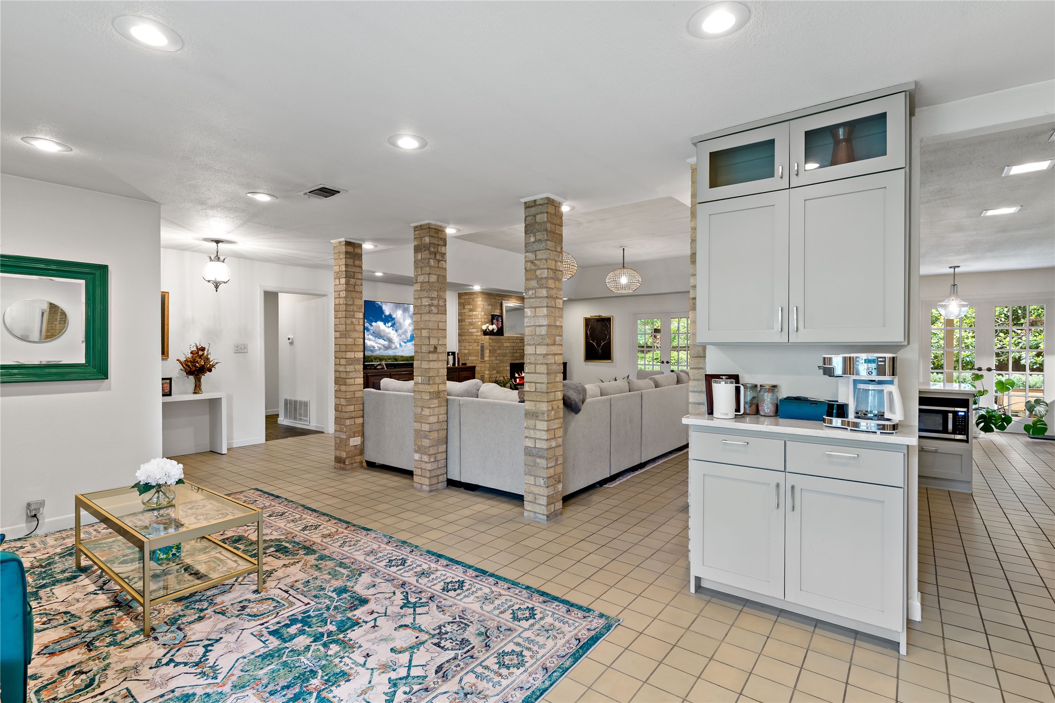 670 SE 31st Street Paris TX 75460