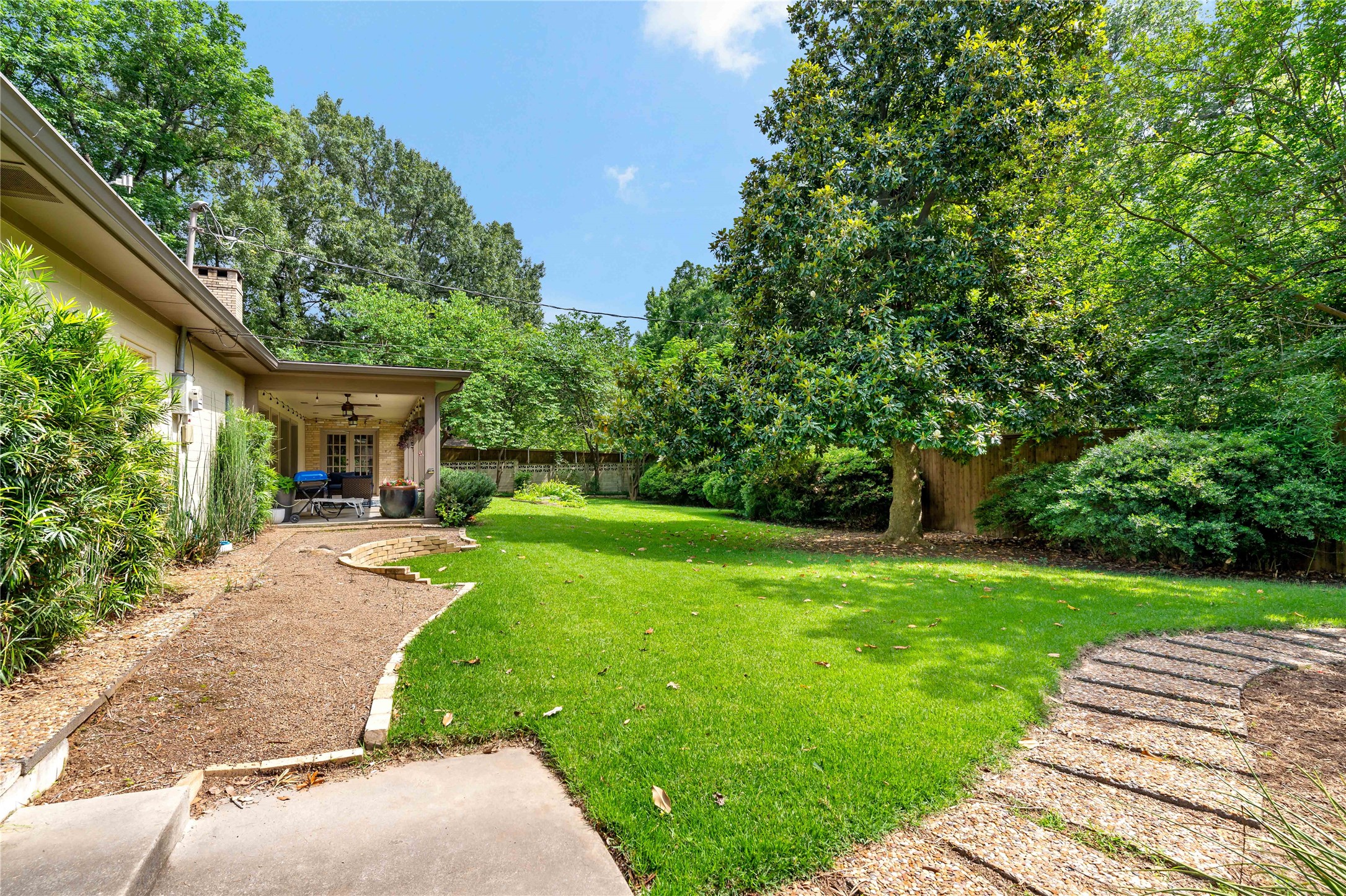 670 SE 31st Street Paris TX 75460