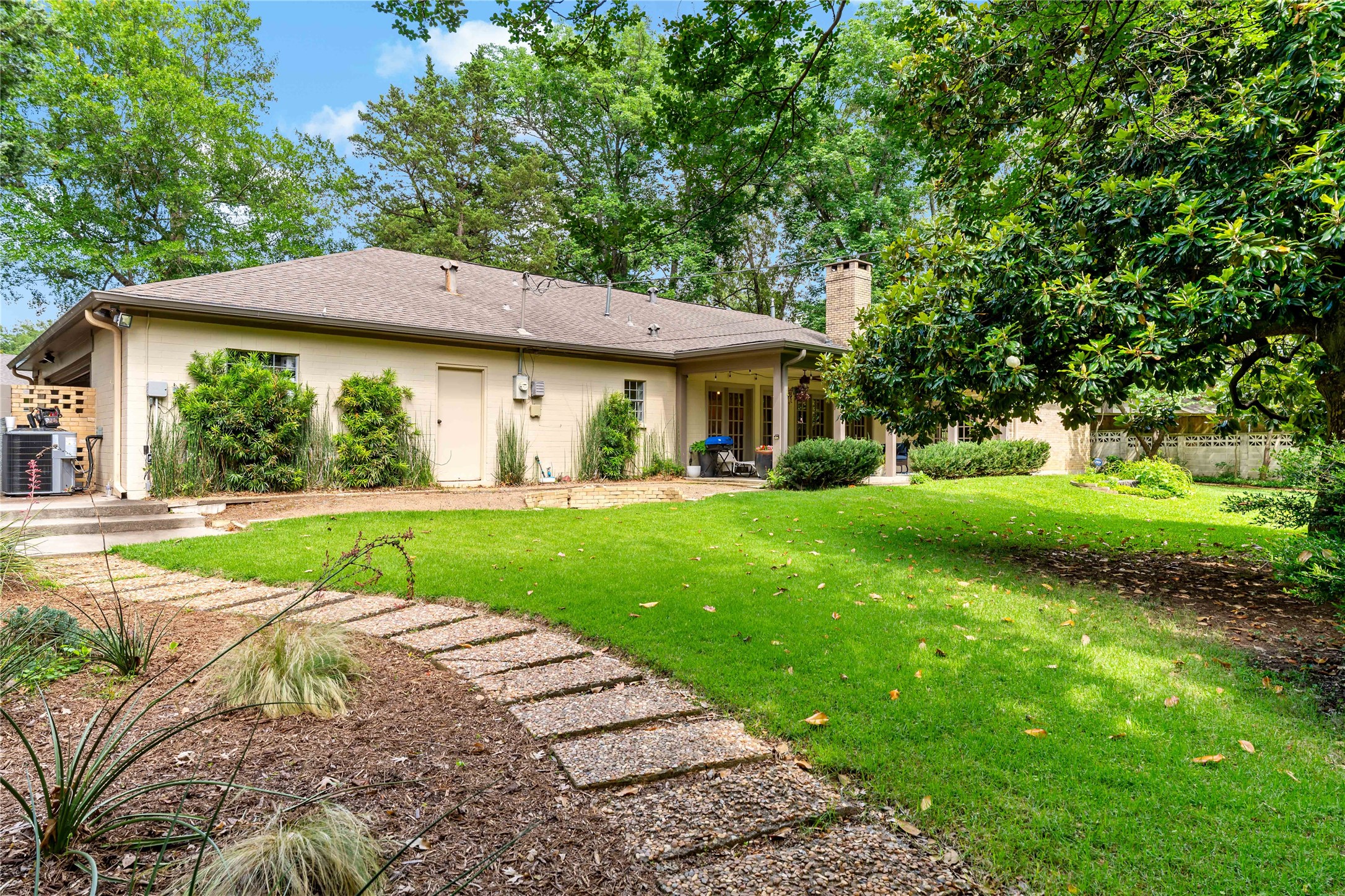 670 SE 31st Street Paris TX 75460