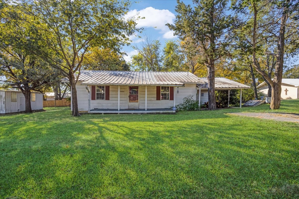 1068 Hillcrest Circle Gordonville TX 76245