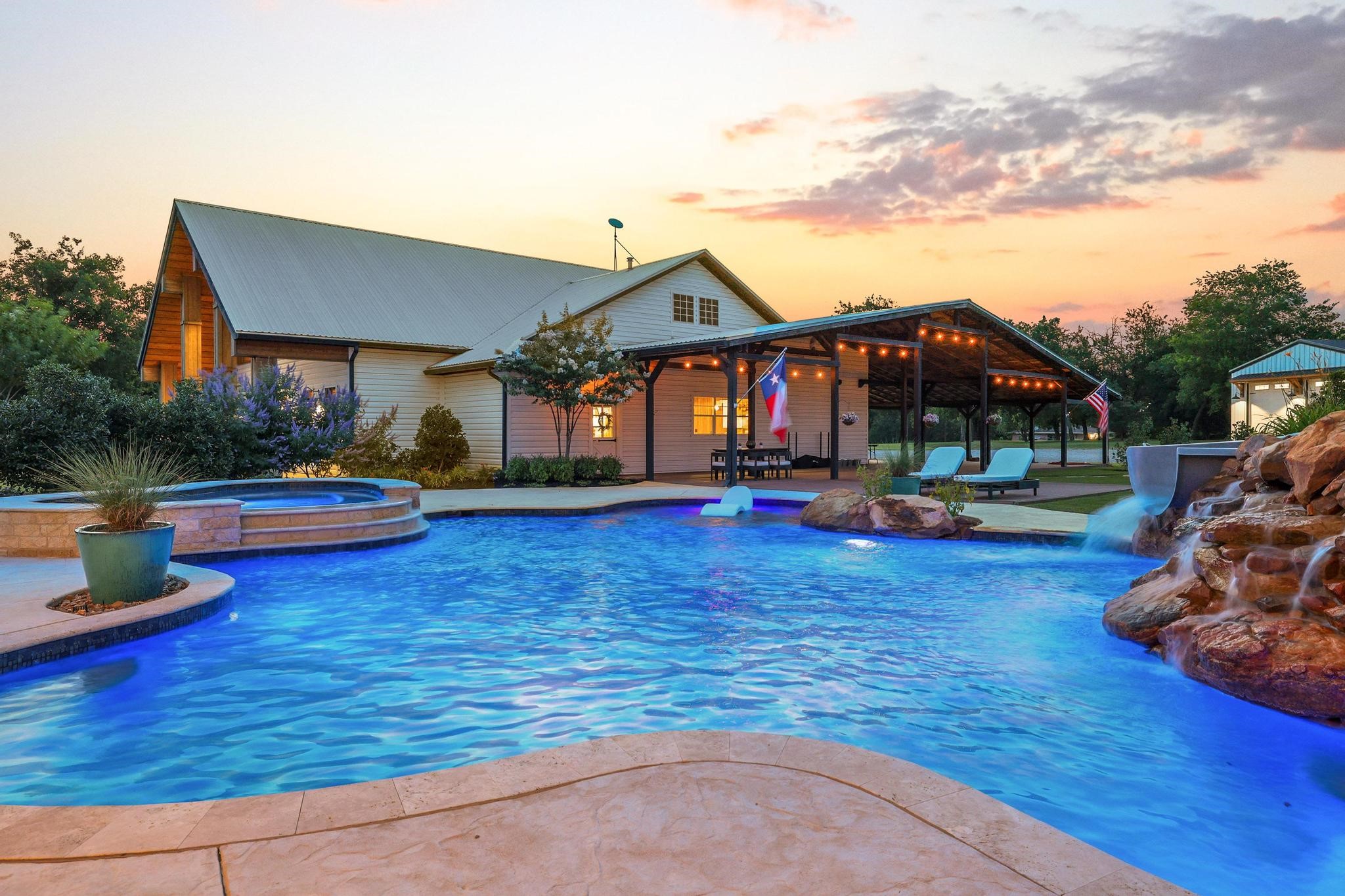 192 Mcclain Lane Pottsboro TX 75076