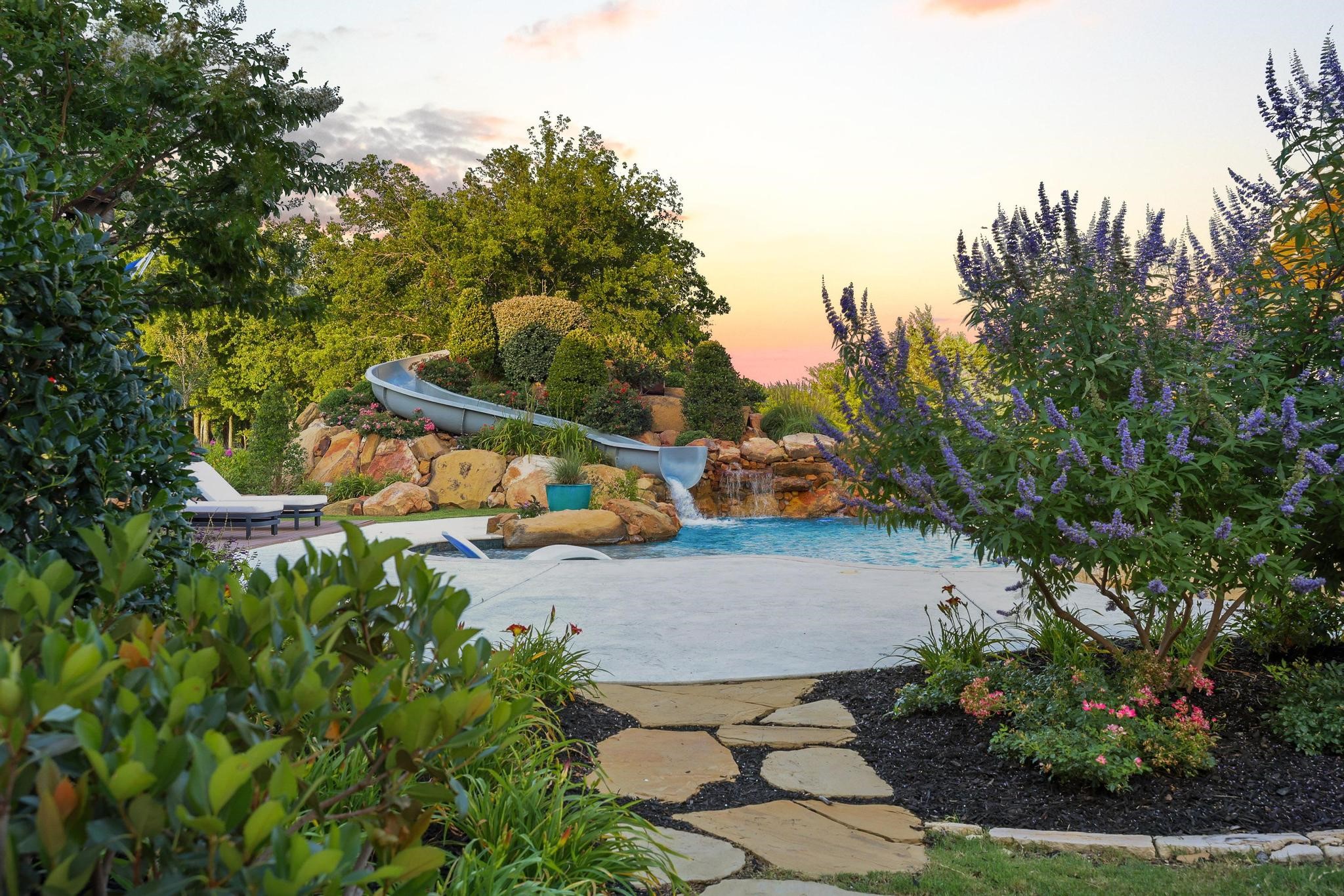 192 Mcclain Lane Pottsboro TX 75076