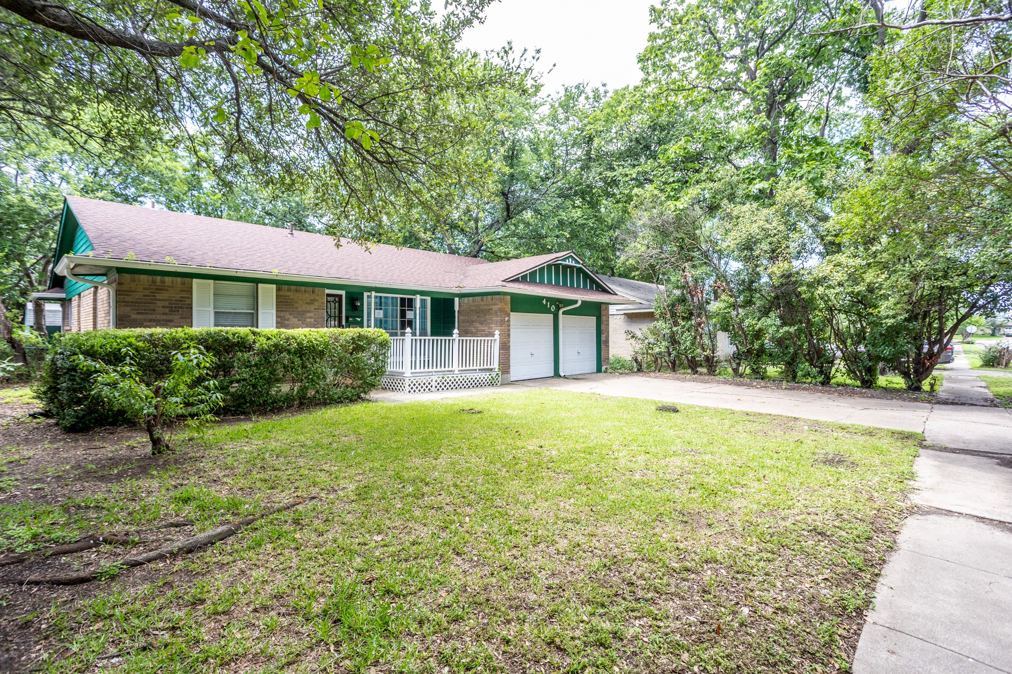 410 E Mona Avenue Duncanville TX 75137