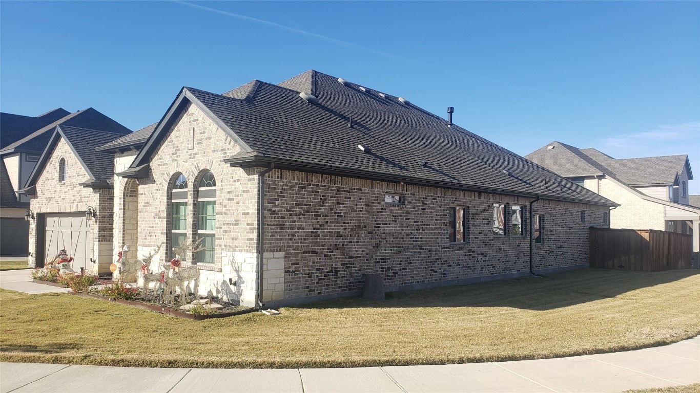 3205 Julian Street Mansfield TX 76063