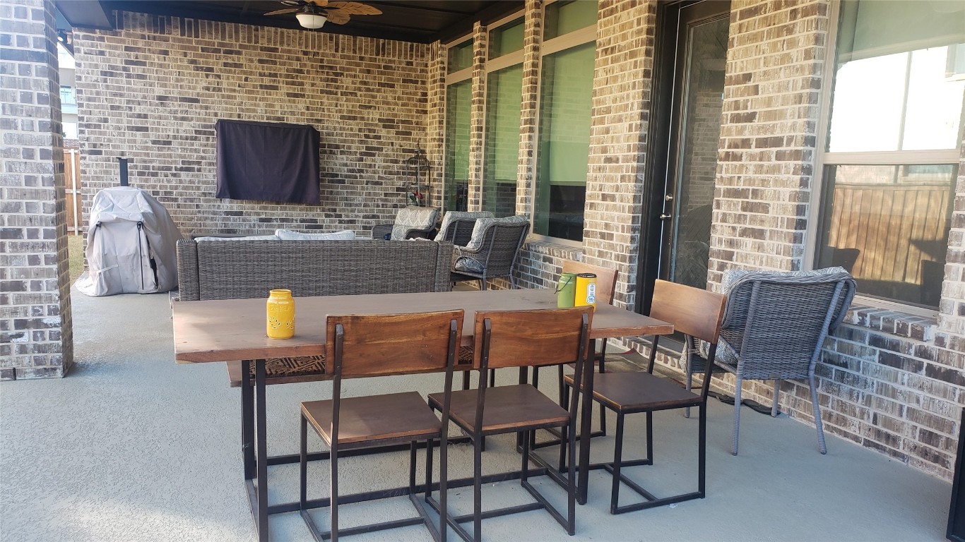 3205 Julian Street Mansfield TX 76063
