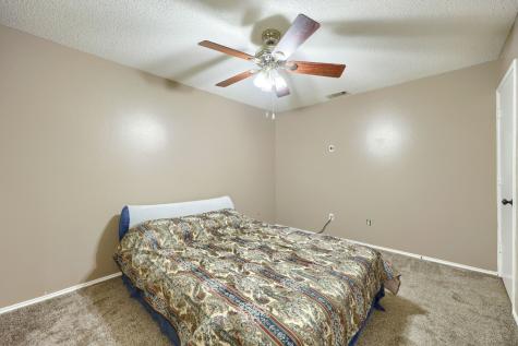 5901 Guildwood Drive Arlington TX 76017
