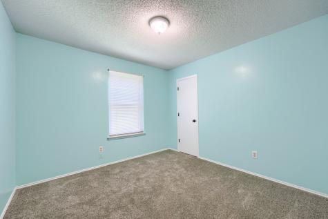 5901 Guildwood Drive Arlington TX 76017